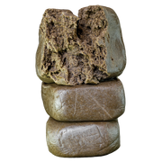 Bubble Hash con exterior prensado y centro poroso rico en tricomas